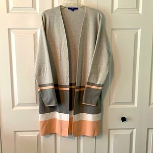 Long knit women’s cardigan